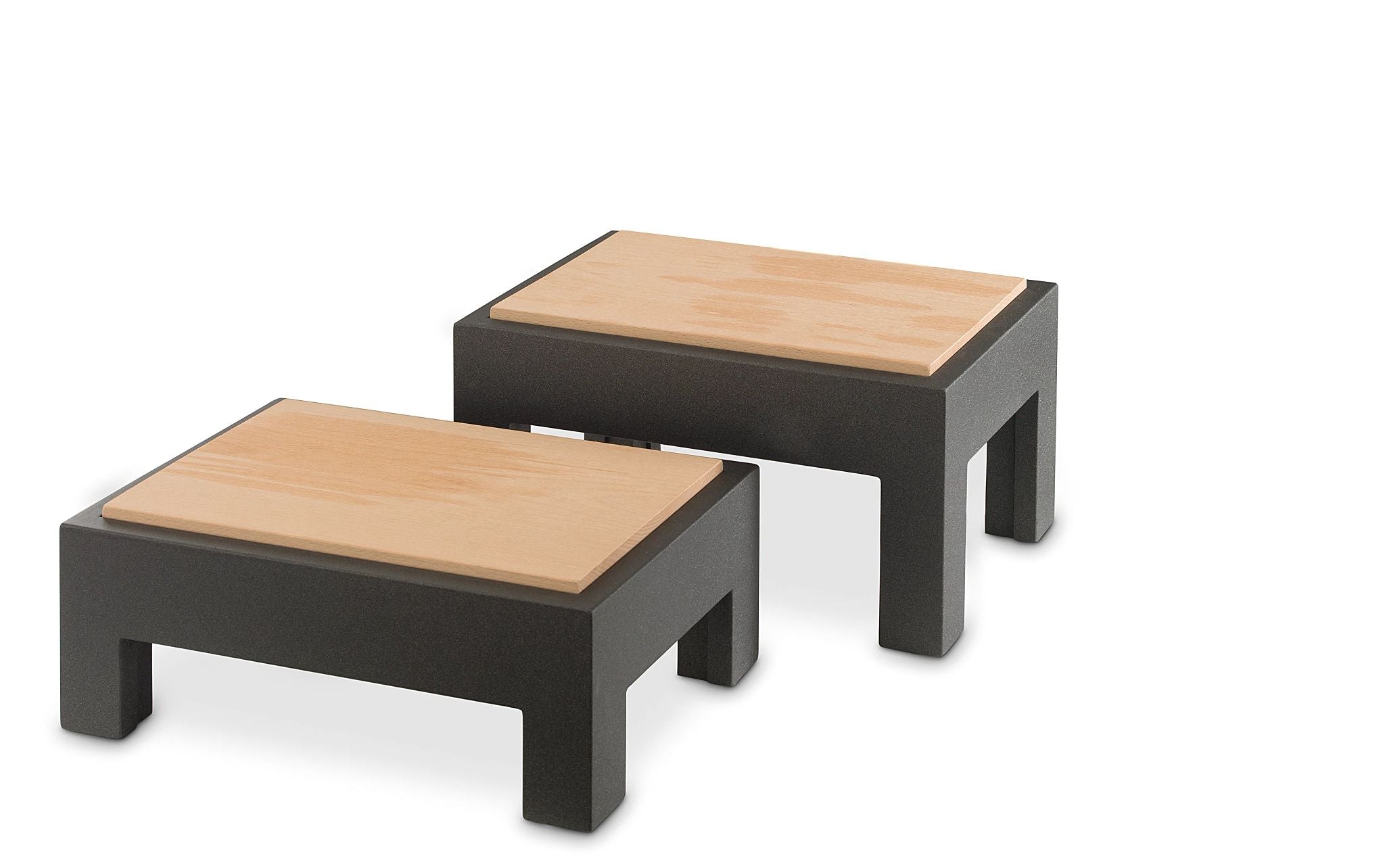 Mesa baixa de madeira com tábua de corte Cubic